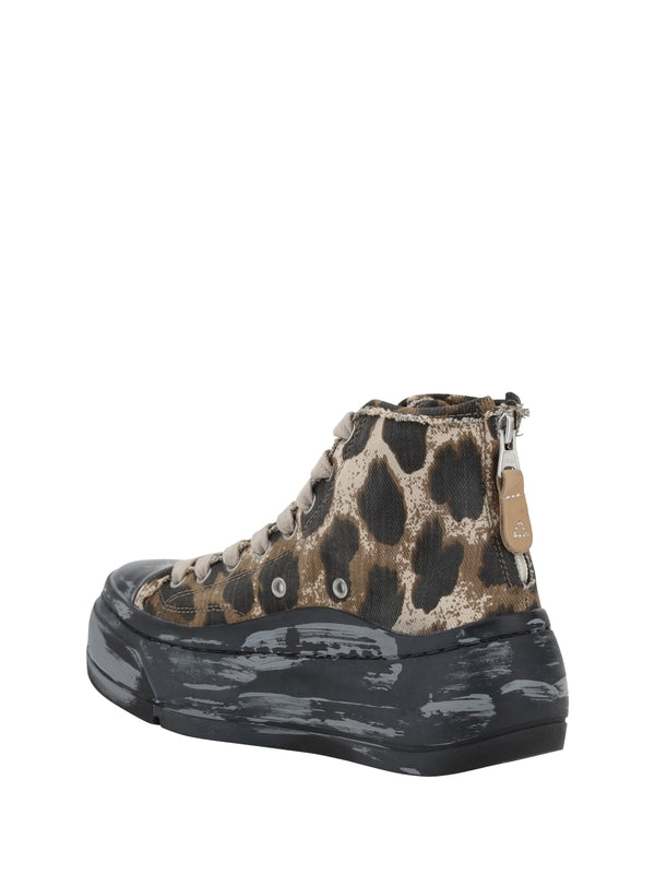 Logo Patch Animal Printing
  High-Top Sneakers