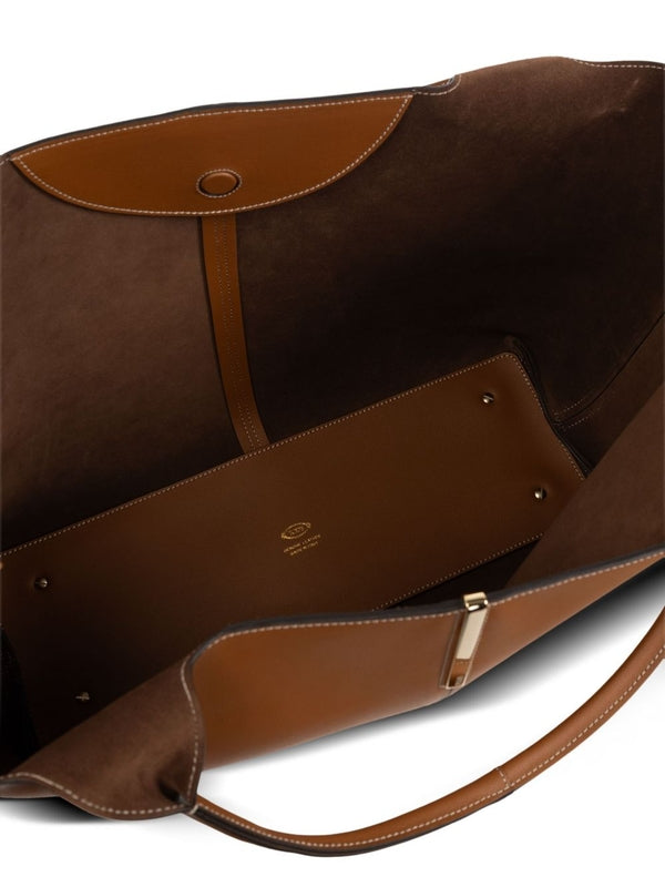 Tod'S Brown Tote Bags