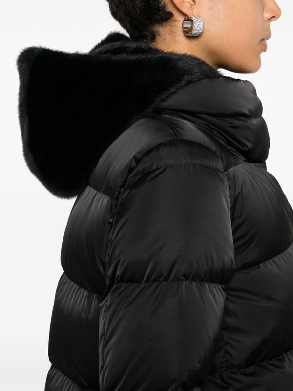 A Shape Fake
  Fur Hood Padding