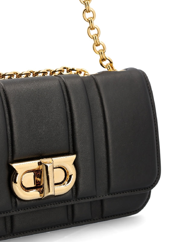 カーフスキン ニューガンチーニ チェーンショルダーバッグ