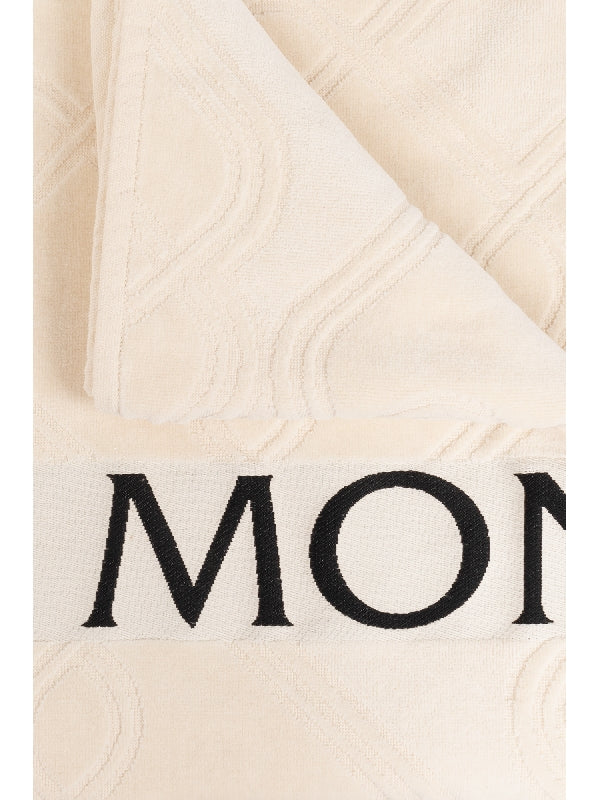 Logo Jacquard
  Beach Towel