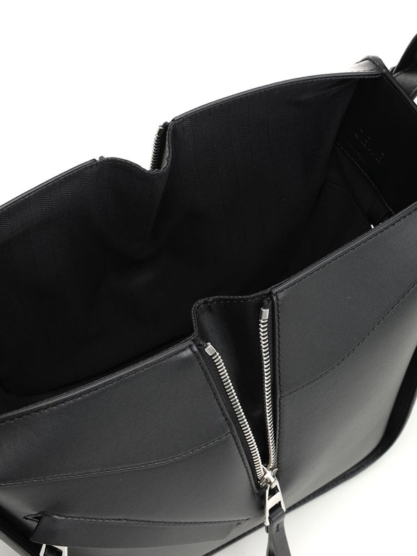 Hammock Compact Leather Shoulder Bag