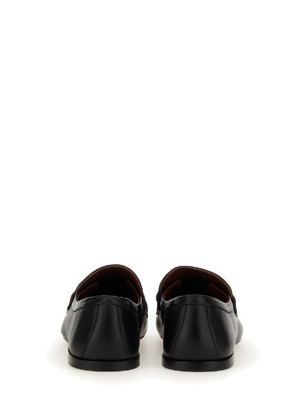 V Logo Detail Leather Loafers