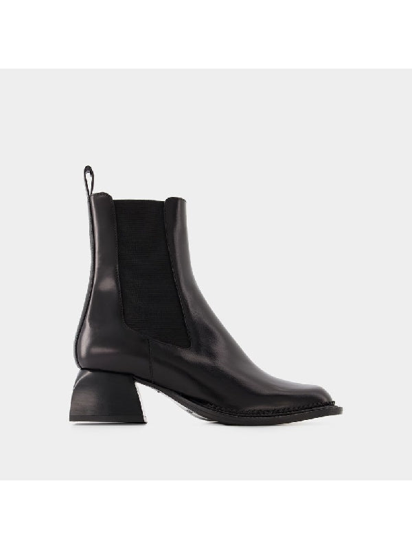 Nellie Leather Chelsea Boots