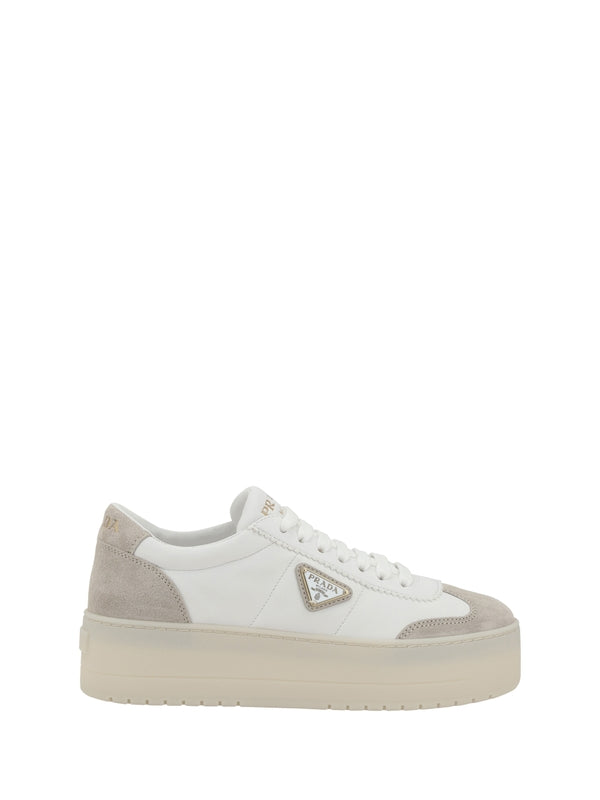 Triangle Logo Platform Low-top Sneakers