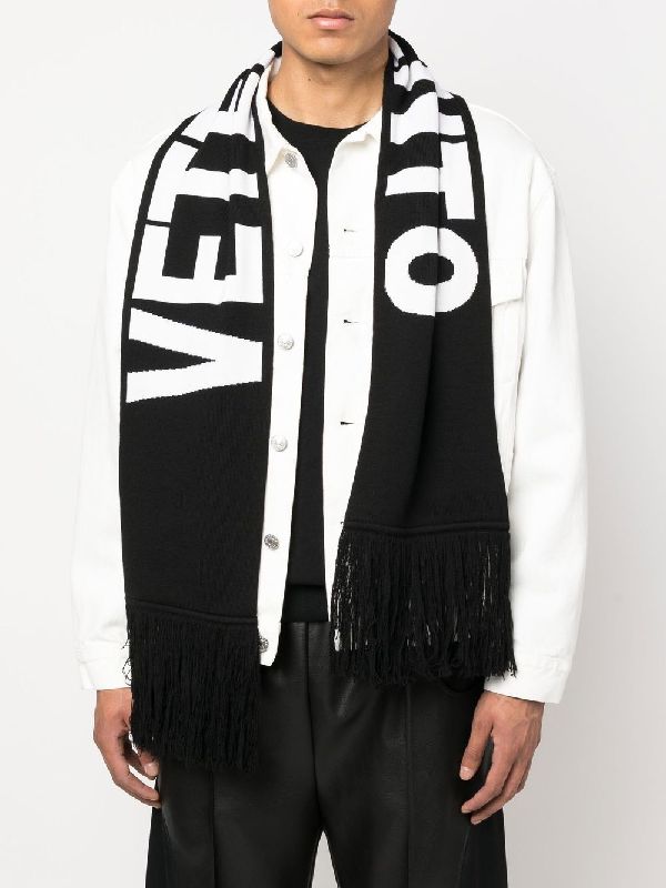 Double Logo Fringe Wool Muffler