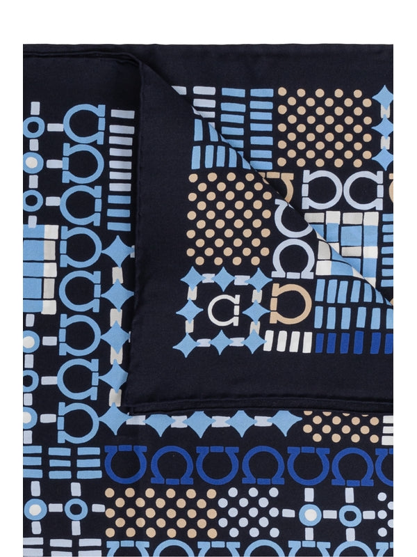 Gancini Logo
  Pattern Silk Scarf