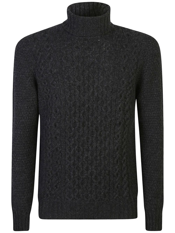 Black Cable Wool Knit