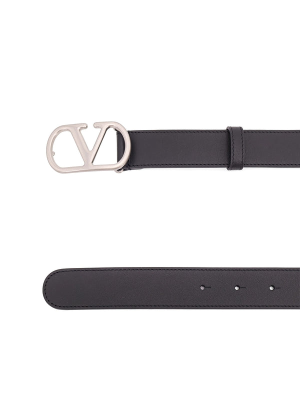 V Logo Buckle Leather Belt