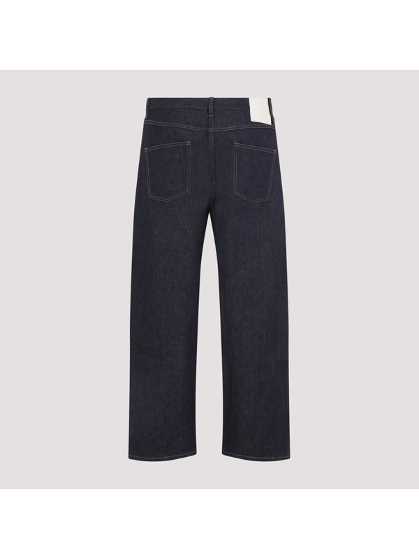 バックロゴパッチデニムパンツ