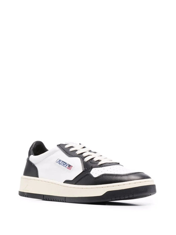 AULMWB01 Low top Sneakers