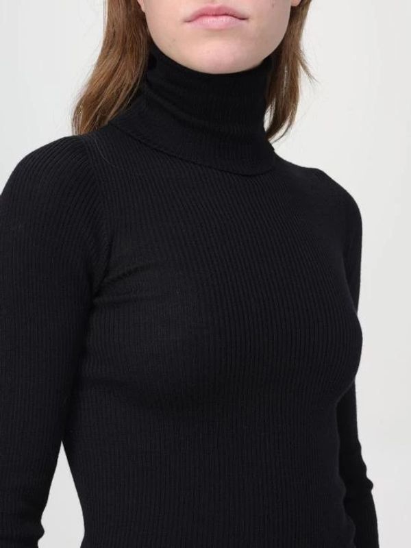 High-neck Rib
  Wool Knit