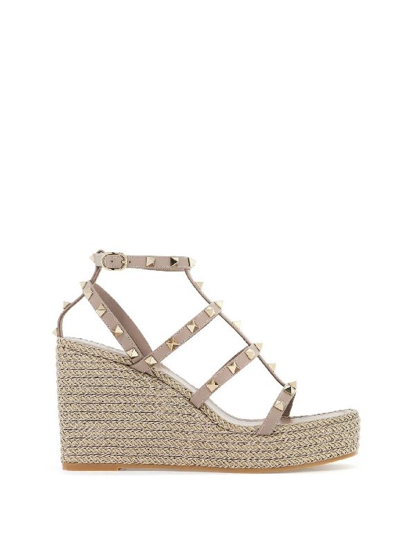 Rockstud Strap Wedge Sandals - Jente