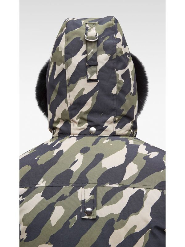 Camouflage Hood Fur Bomber
  Padding