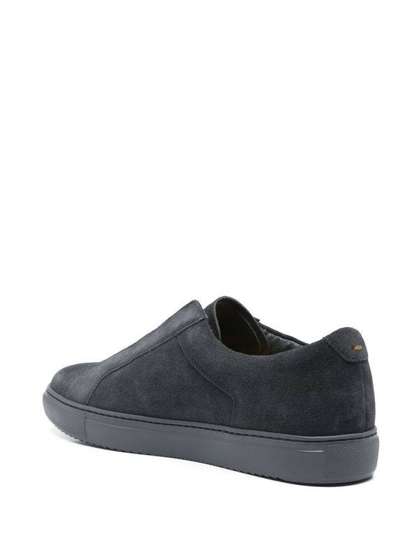 Roger Suede Low-Top Sneakers