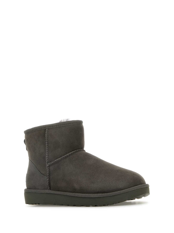 Classic Mini 2 Ugg Boots