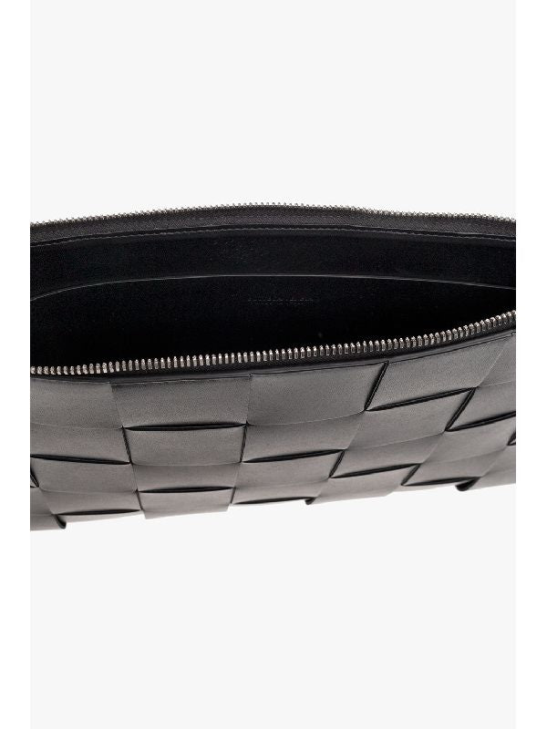 Black Leather
  Intrecciato Clutch