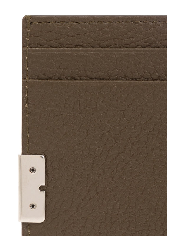 B Cut Leather
  Card Wallet