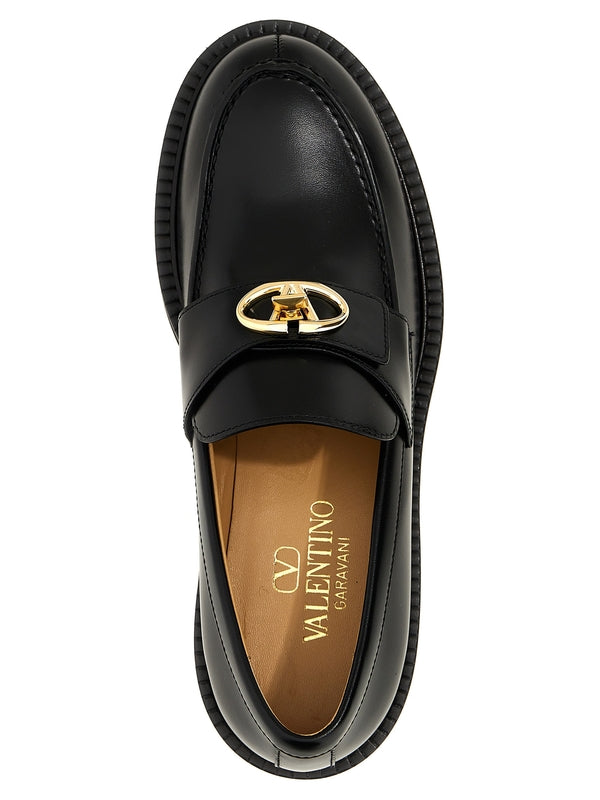 V Logo Detail Leather Loafer