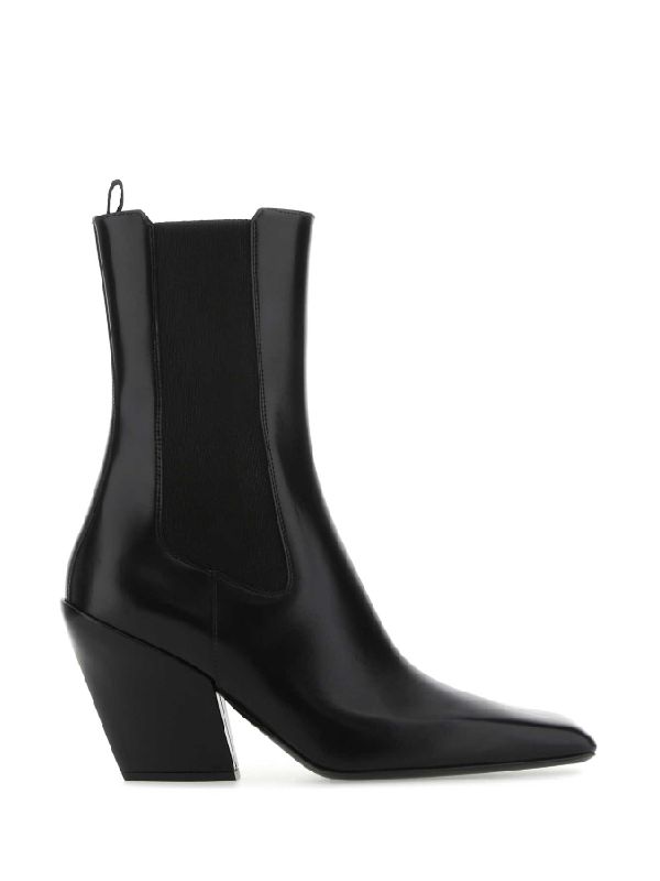 Black Leather Chelsea Bootheel