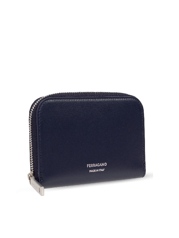 Logo Calfskin Zipper Coin
  Wallet