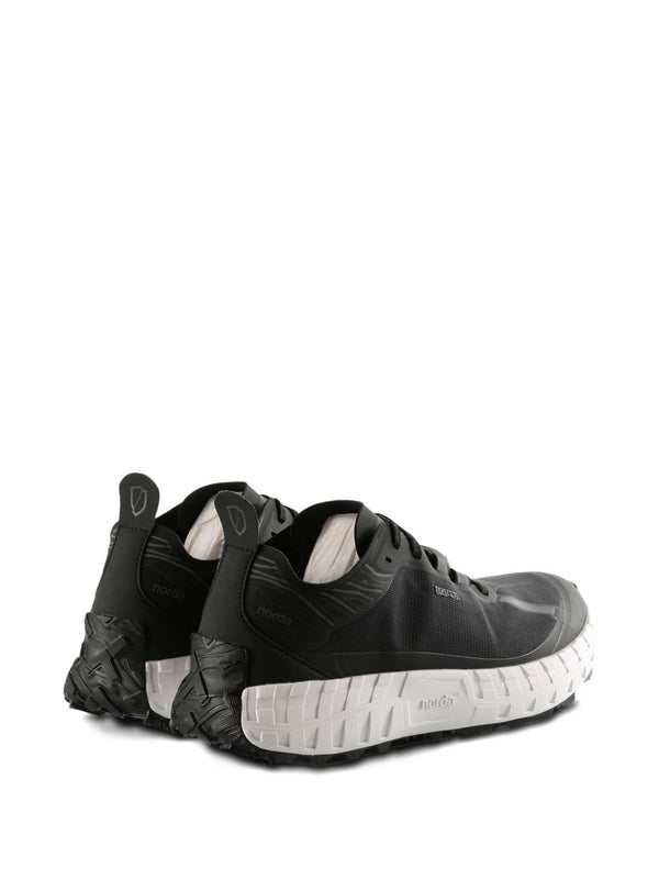 Noda Black Sneakers