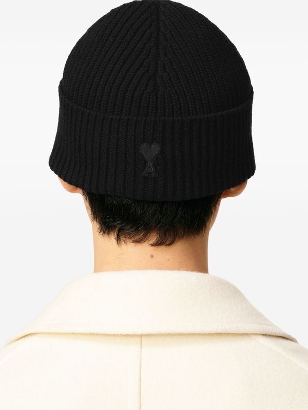 Ami Black Beanies