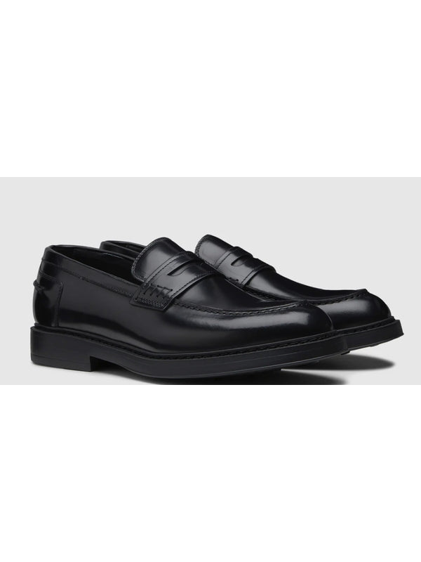 Doucal'S Black Loafers