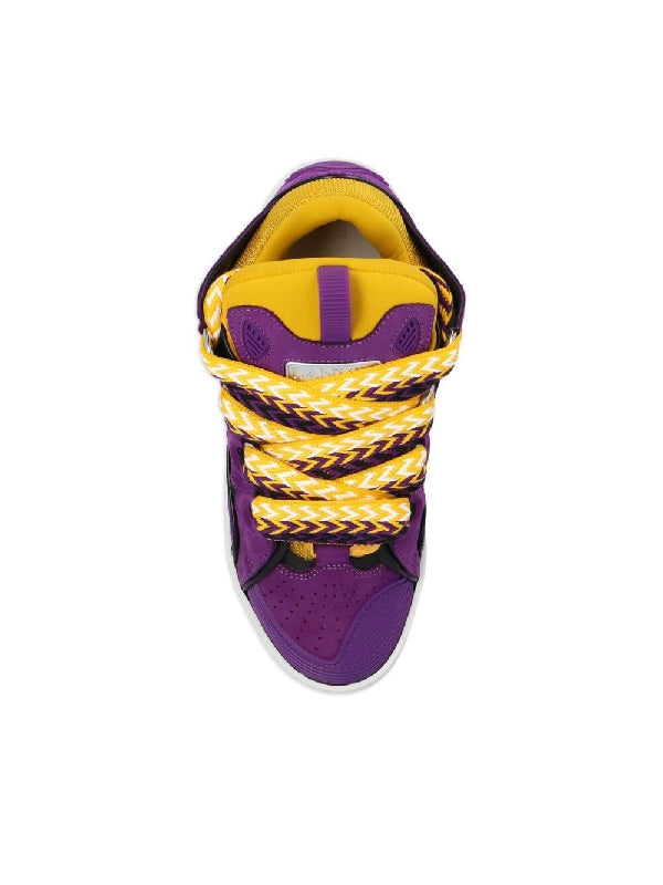 Curve Low-Top Sneakers