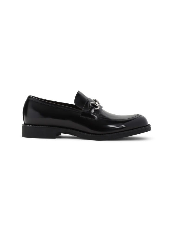 Tempe Metal Logo Leather Loafers