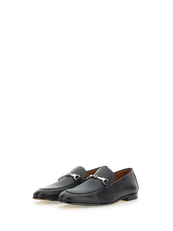 Buckle Detail Leather Loafers