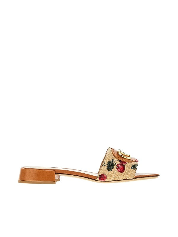 V Logo Embroidered Detail Slide