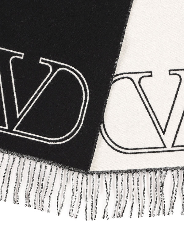 V Logo Wool Cashmere Scarf