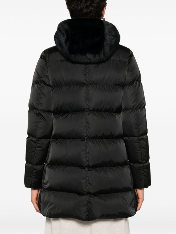 A Shape Fake
  Fur Hood Padding