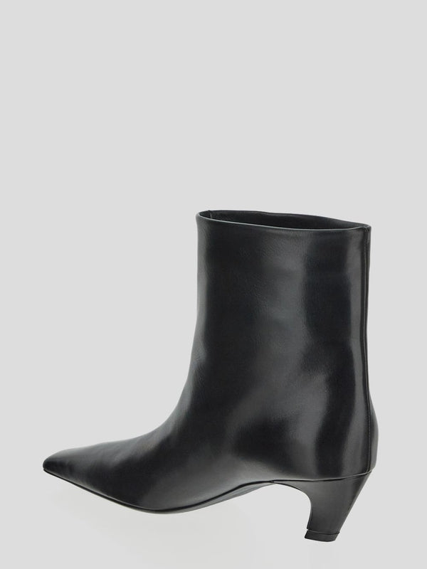 Arizona Pointed Toe Ankle Boots