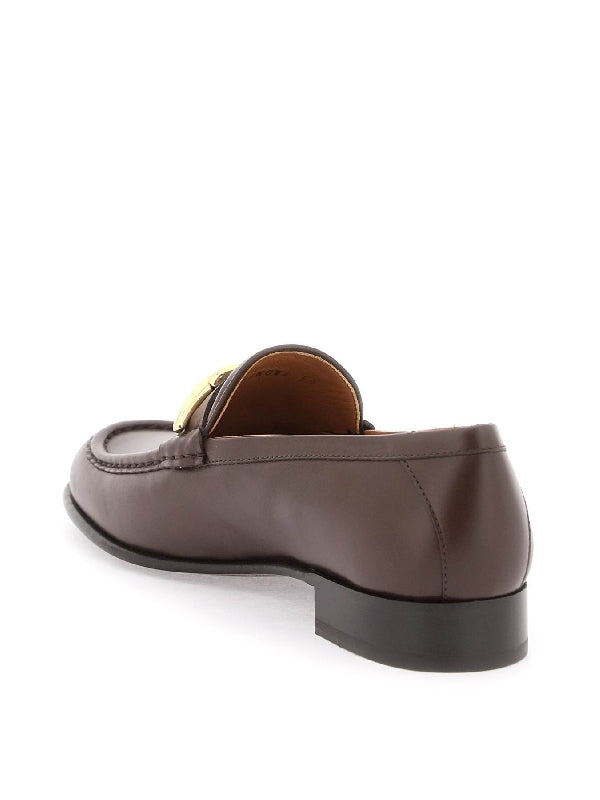 V Logo Bold Plaque Leather Loafer - Jente