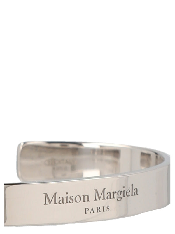 Engraving Logo
  Bracelet