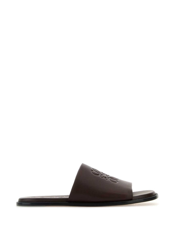 Loewe Brown Slides