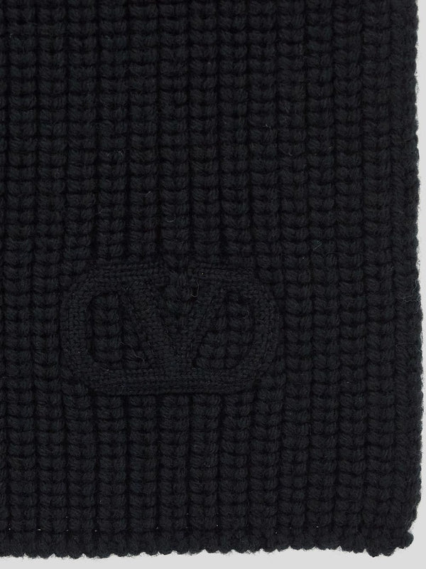 V Logo Scarf