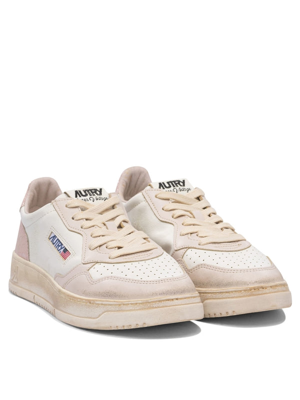 Super Vintage Medalist Low-top Sneakers
