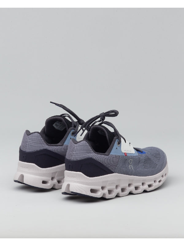 Cloudstratus Lowtop Sneakers