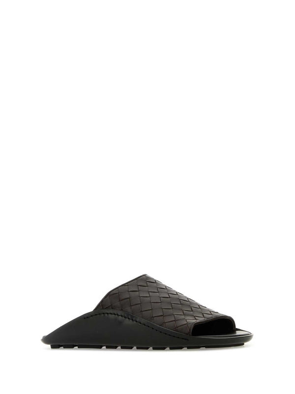 Wave Intrecciato Leather Slides