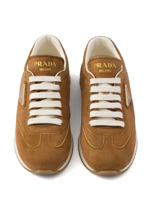 PRADA - Triangle Logo Suede Low Top Sneakers - Jente
