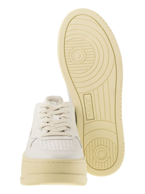 Medalist Platform Sneakers