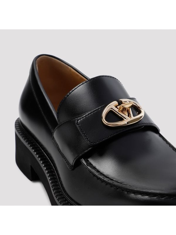 V Logo Leather Loafers