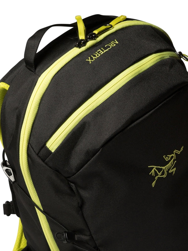 Mantis 16 Logo Embroidery
  Backpack