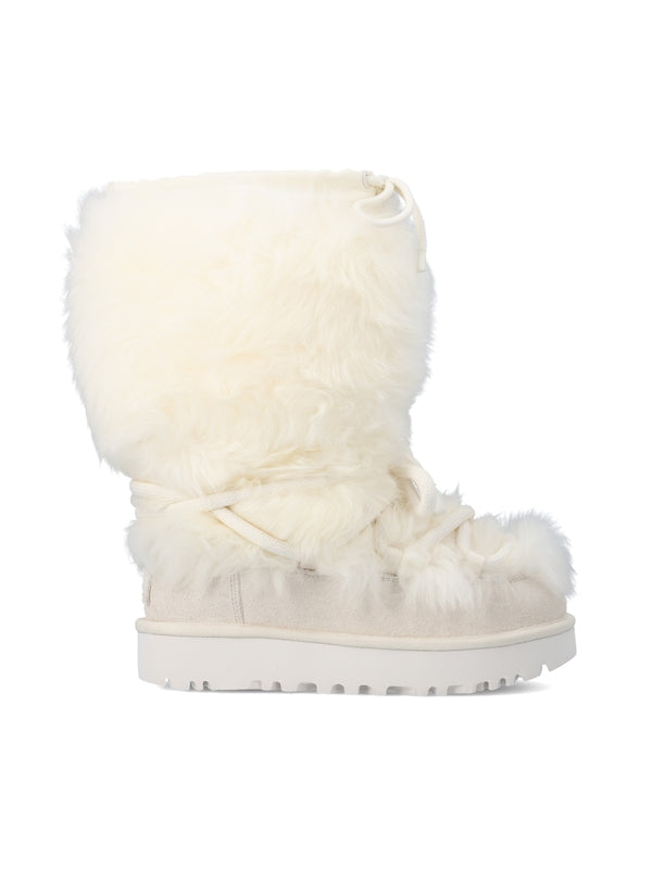 Ugg White Middle Boots