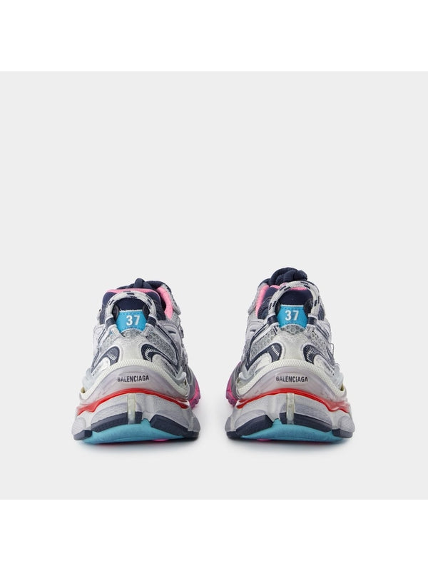 Runner 2 Low-Top Sneakers