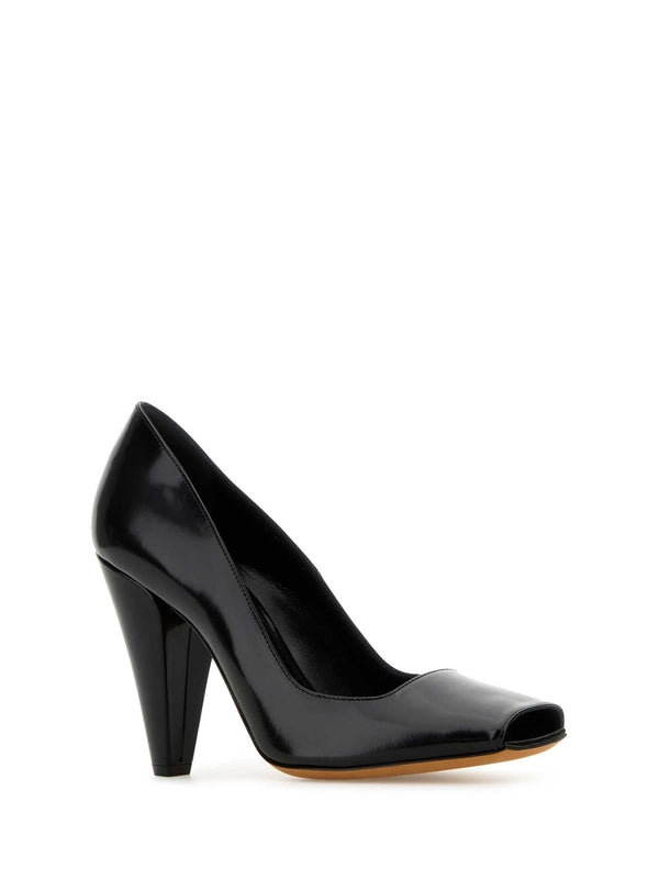 Black leather pumps heel