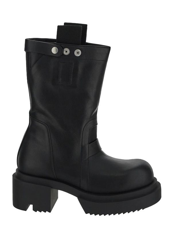 Black Leather Middle Boots